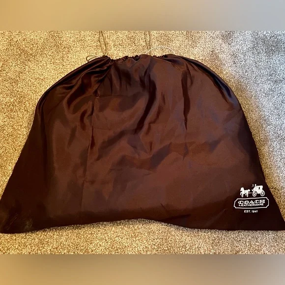 Coach Ashley Scarf Print - Picture 6 of 6